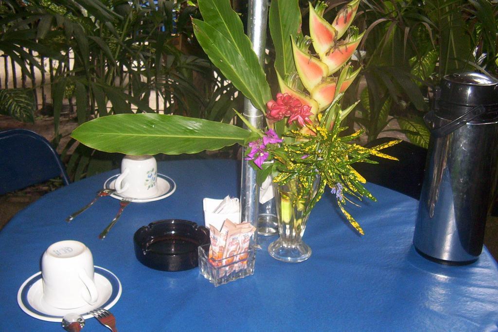 Posada El Jardin Тикуль Экстерьер фото